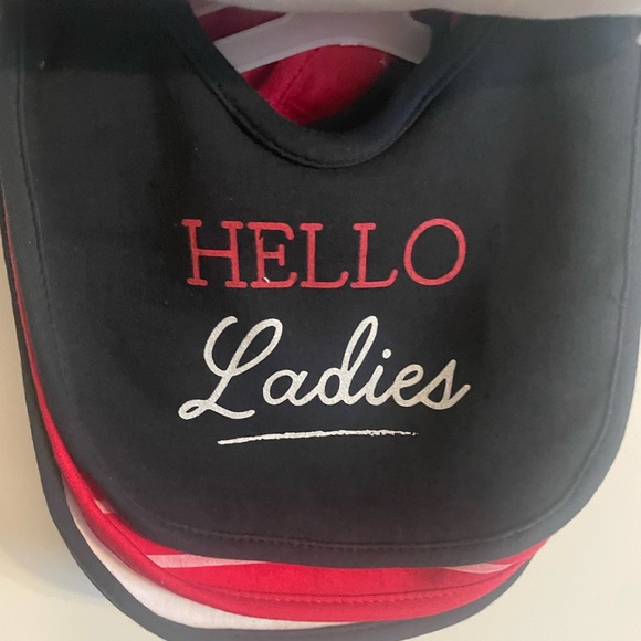 🦄3/$15 NWT 5 pack Bibs - Picture 6 of 6